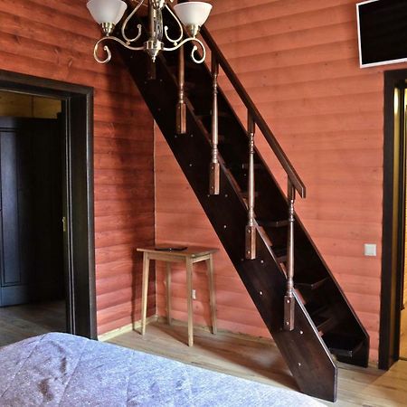 Apartamento Knyazhyi Dvir Strigalnya Exterior foto