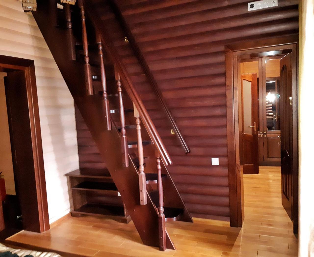 Apartamento Knyazhyi Dvir Strigalnya Exterior foto