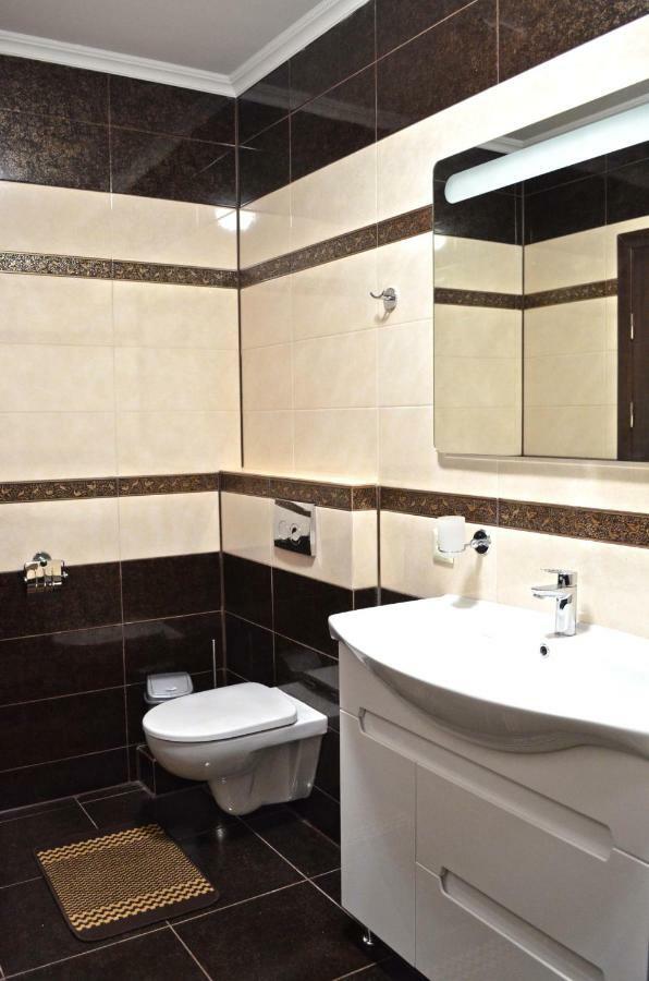 Apartamento Knyazhyi Dvir Strigalnya Exterior foto